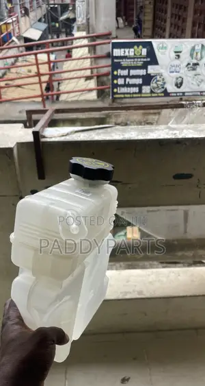 Chevrolet Camaro Engine Coolant Reservoir Tank 2016-2024 (22948113)