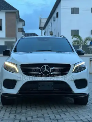 Mercedes-Benz GLE-Class 2018 White
