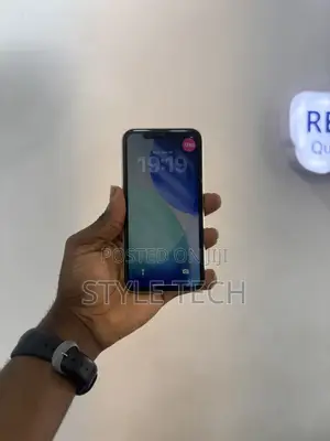 Apple iPhone 11 128 GB White