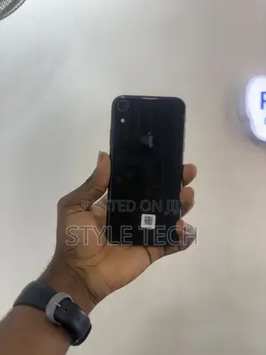 Apple iPhone XR 64 GB Black