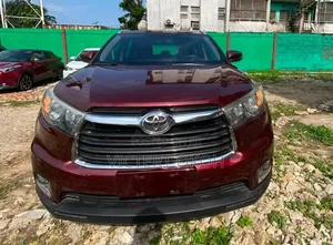 Toyota Highlander 2015 Red