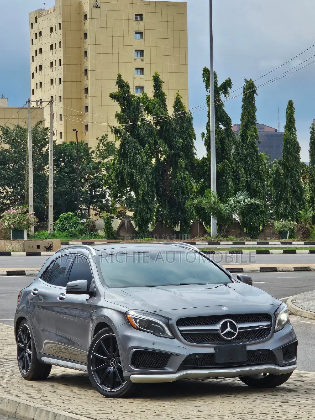 Mercedes-Benz GLA-Class 2016 Gray