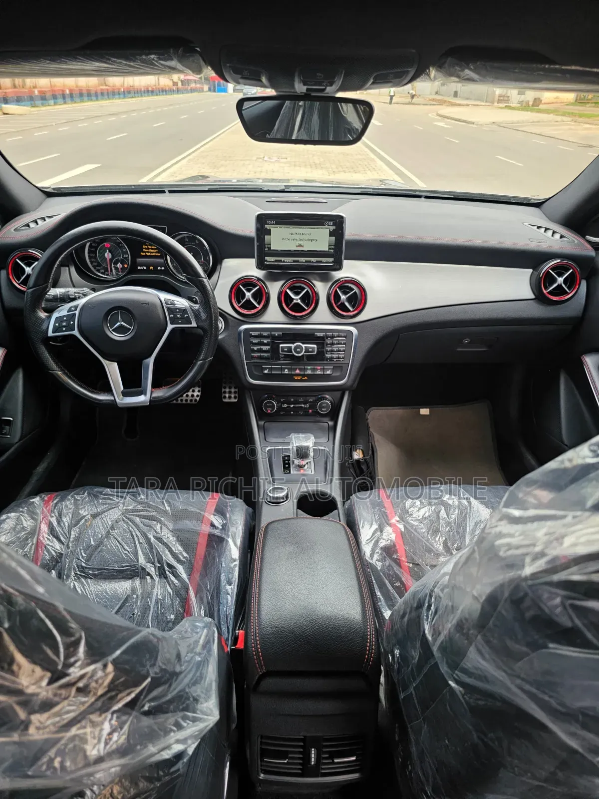 Mercedes-Benz GLA-Class 2016 Gray