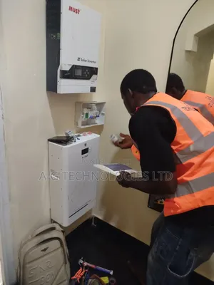 Solar Panel Installation & Maintenance