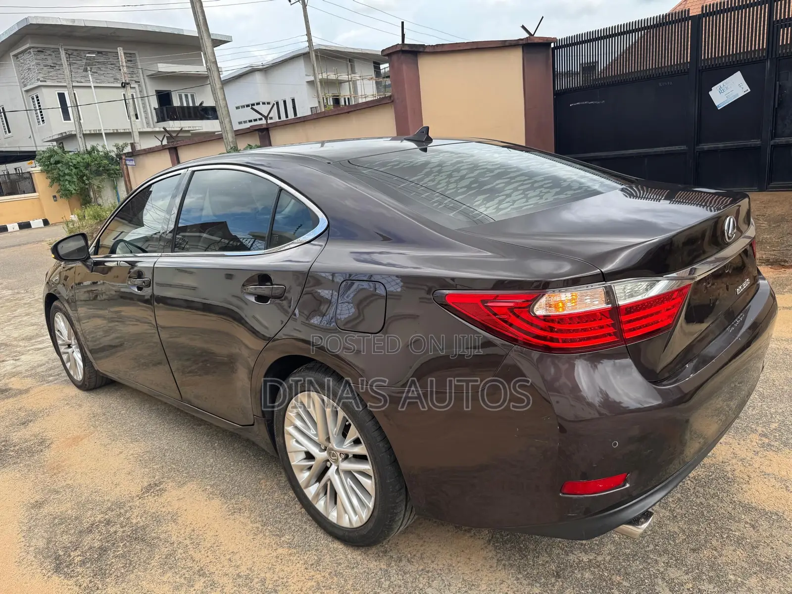 Lexus ES 2014 Brown