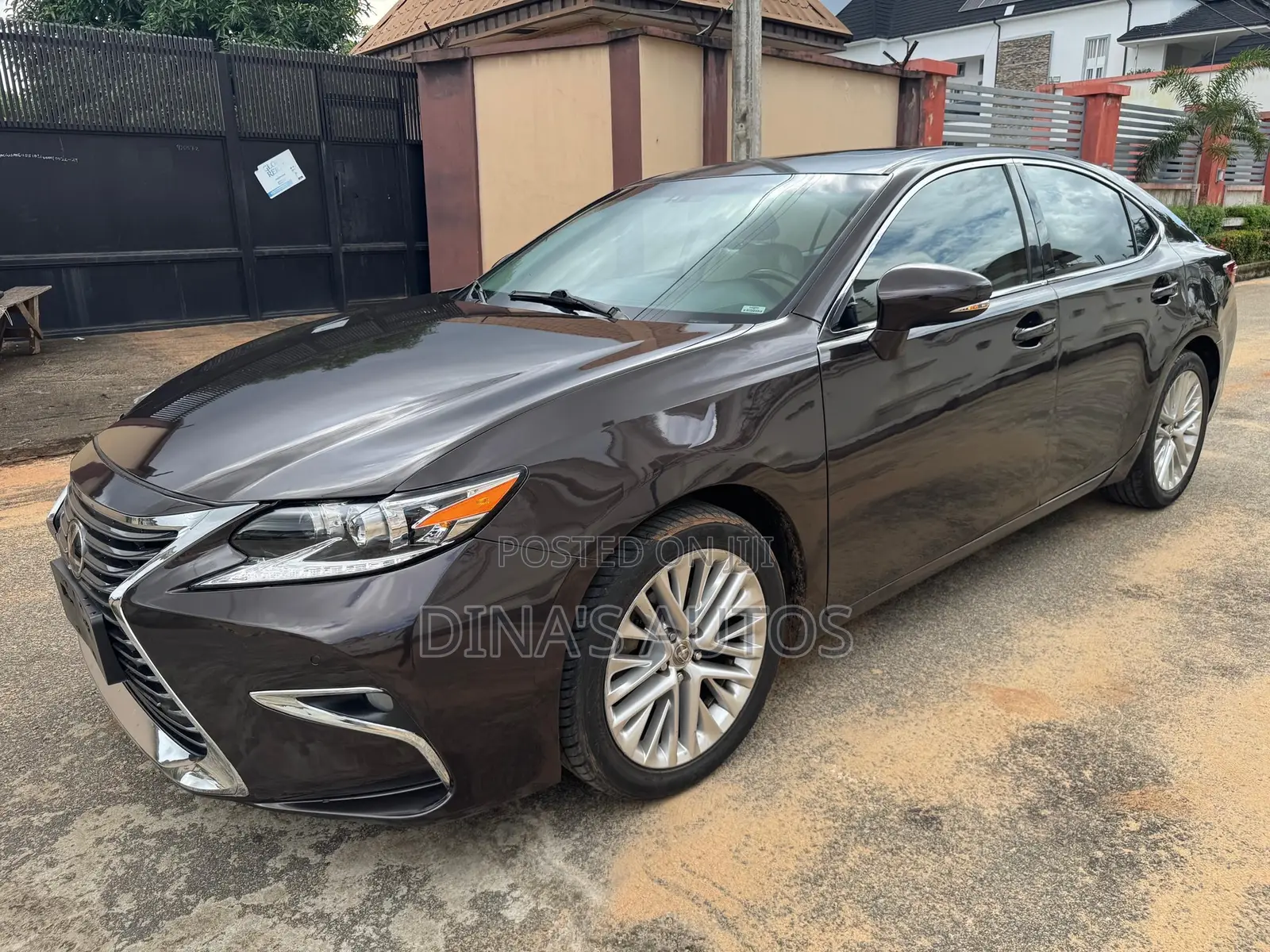 Lexus ES 2014 Brown
