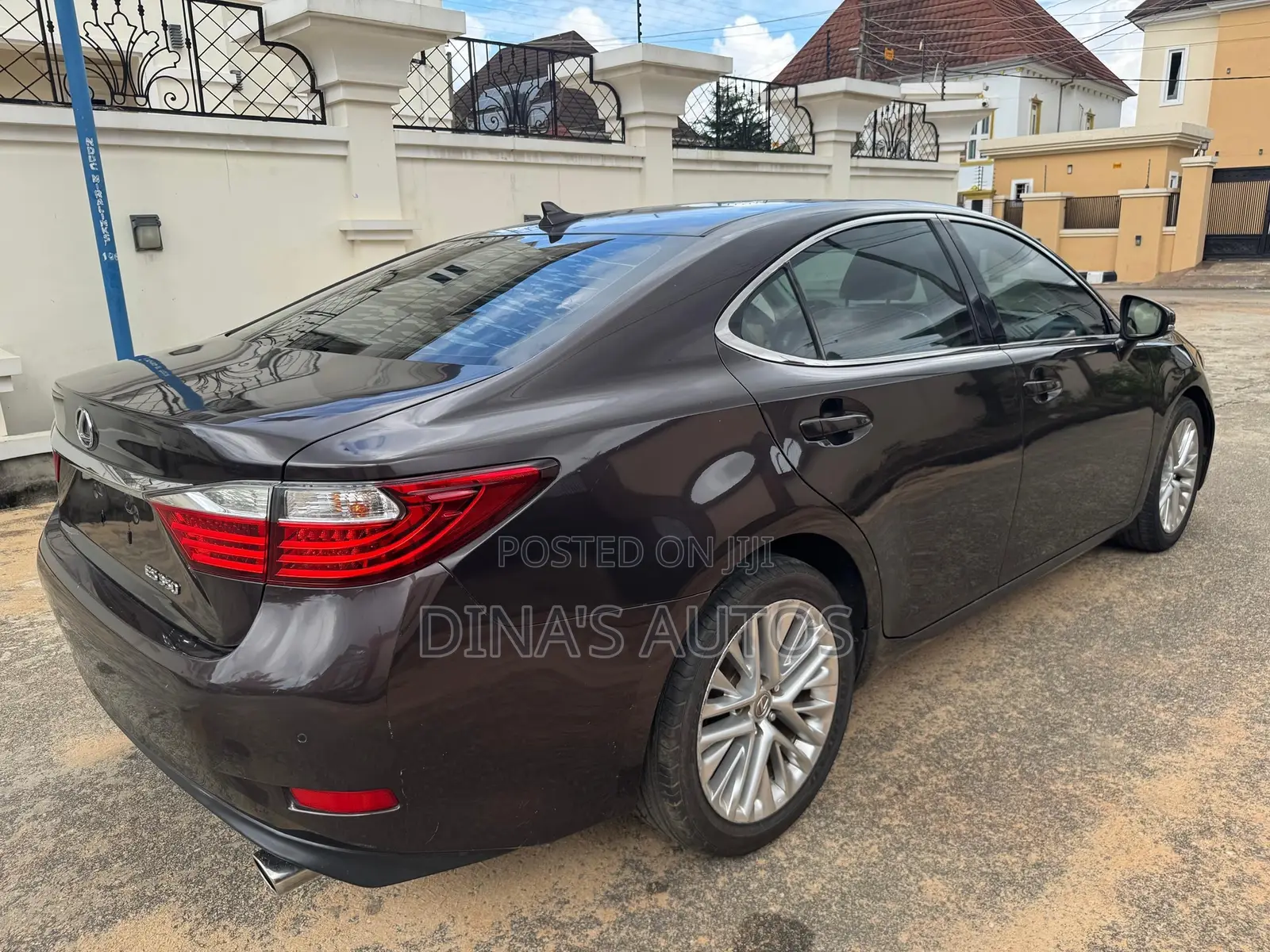 Lexus ES 2014 Brown