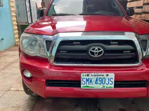 Toyota Tacoma 2008 Red