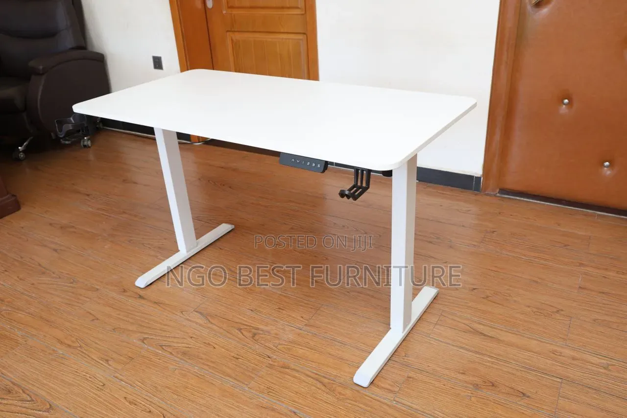 1.4 Meter Electric Adjustable Table