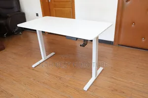 1.4 Meter Electric Adjustable Table