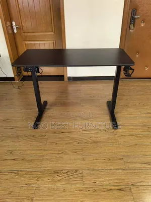 1.4 Meter Electric Adjustable Table