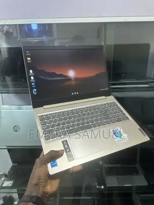 Laptop Lenovo Ideapad 3 8GB Intel Core i3 SSD 256GB