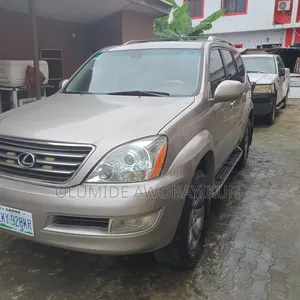 Lexus GX 2025 Gold