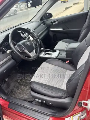 Toyota Camry SE 4dr Sedan (2.5L 4cyl 6A) 2013 Red