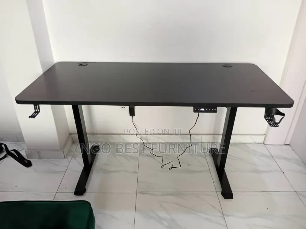 1.6 Meter Electric Adjustable Table
