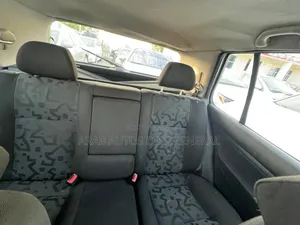 Car 2004 Silver