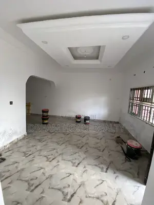 Mini Flat in Ikota for rent