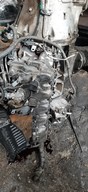 Toyota 1UR Engine
