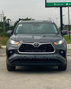 Toyota Highlander 2023 Gray