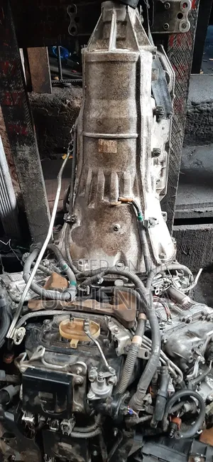 Toyota 1UR Engine