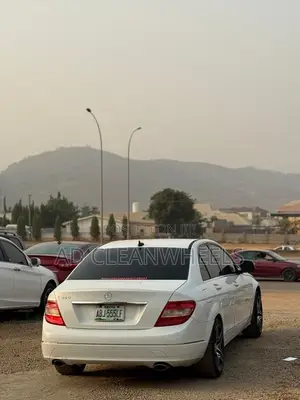 Mercedes-Benz C300 2009 White