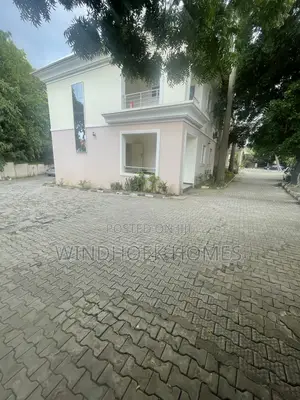 2bdrm Apartment in Wuse 2 for rent
