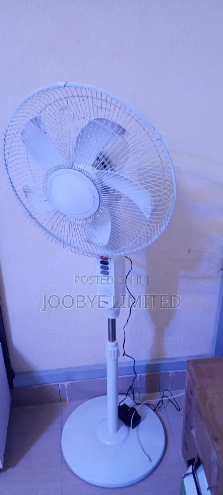 16" Solar Fan DC/AC