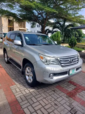 Lexus GX 2011 Silver