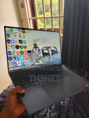 Laptop Dell Precision 5560 32GB Intel Core i7 SSD 512GB