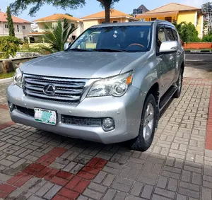 Lexus GX 2011 Silver