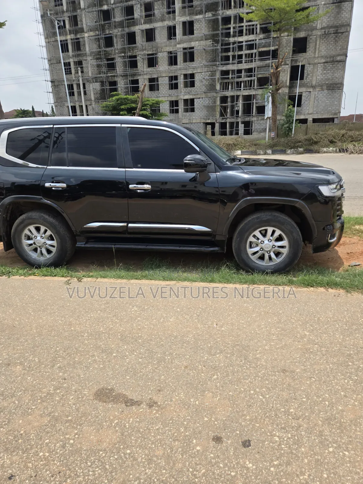 Toyota Land Cruiser 2023 Black