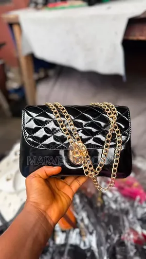 Different Quilted Patent Handbag Gold Chain Shoulder in PH