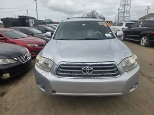 Toyota Highlander 2010 Silver