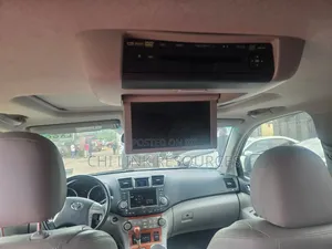 Toyota Highlander 2010 Silver