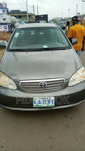 Toyota Corolla 2018 Gray
