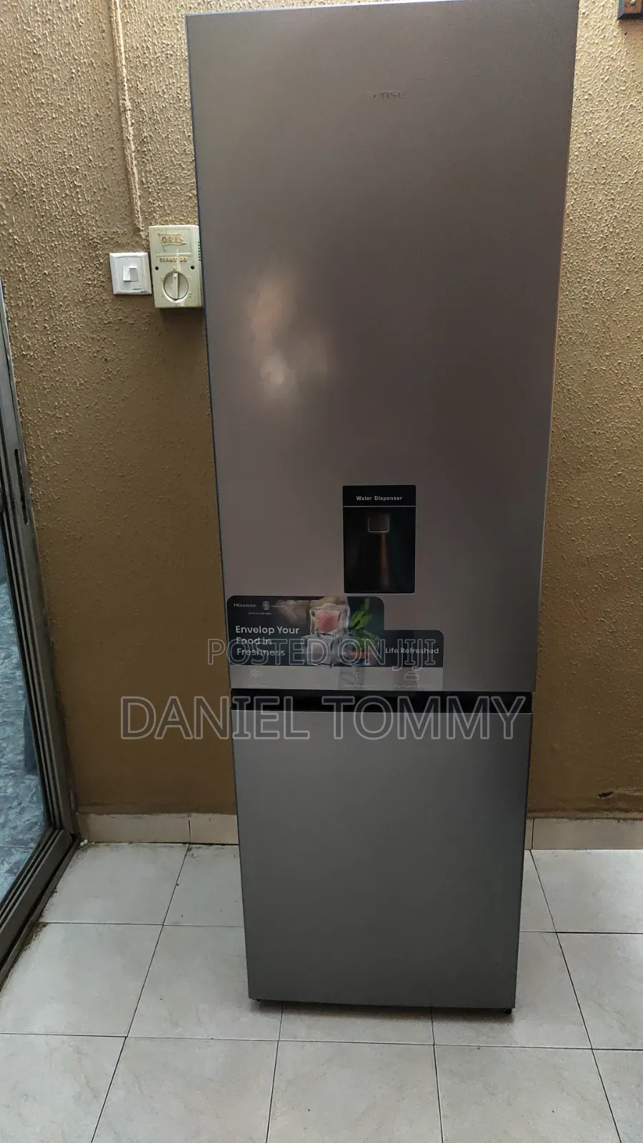 Hisense Bottom Freezer Fridge, Still Under Warranty.