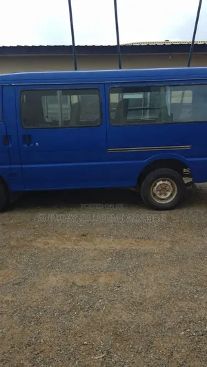 Mazda E2000 2007 Blue