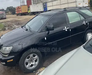 Lexus RX 2000 Black