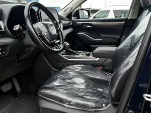 Toyota Highlander Platinum AWD 2020 Blue