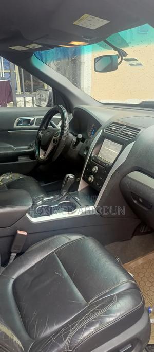 Ford Explorer XLT 4dr SUV (3.5L 6cyl 6A) 2014 Beige