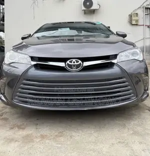 Toyota Camry 2016 Gray