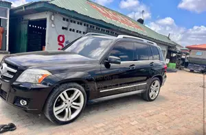 Mercedes-Benz GLK-Class 350 4MATIC 2010 Black