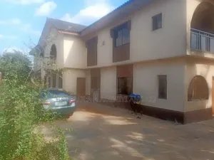 3bdrm Block of Flats in Progressive Estate, Akute Ajuwon for sale
