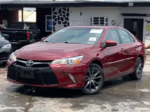 Toyota Camry 2015