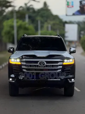 New Toyota Land Cruiser 2025 Black