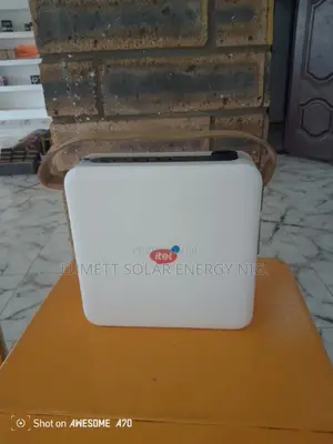320Wh IESS-320T 130W Portable Solar Generator With 100W Solar Charging