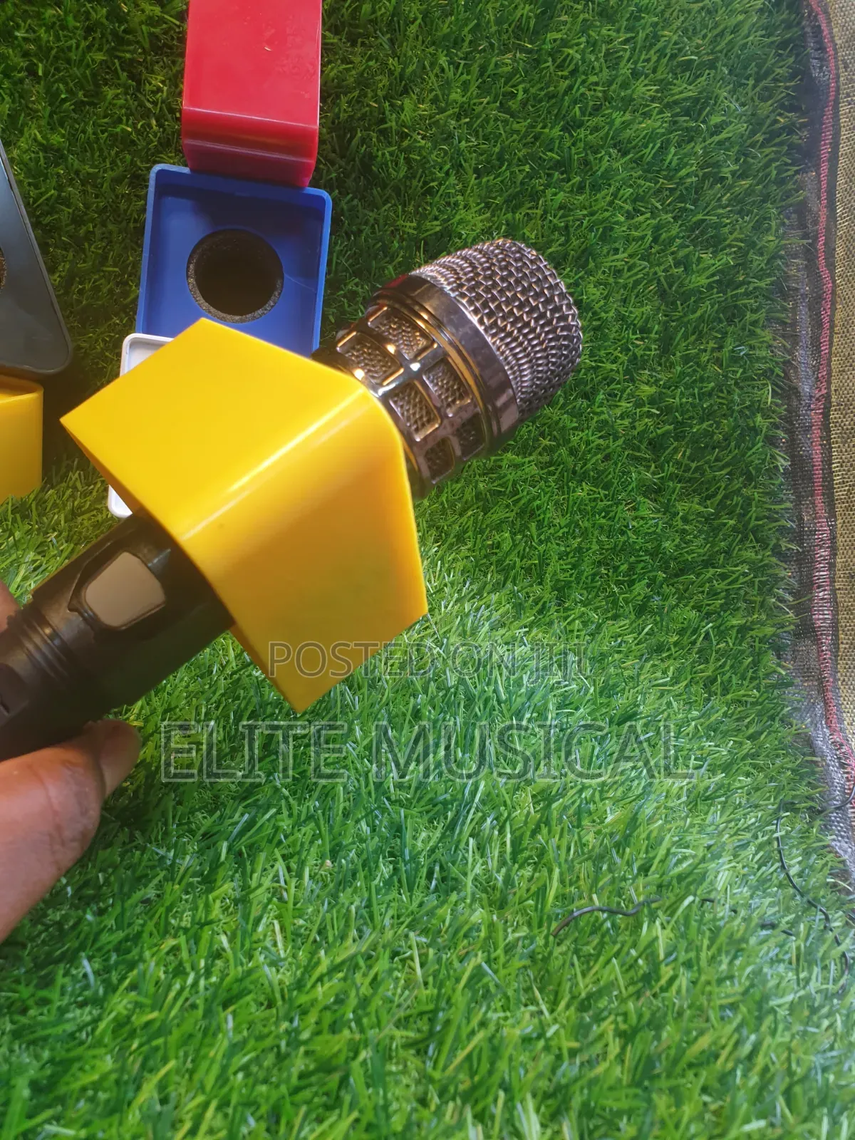 High Quality Mic Flag Box