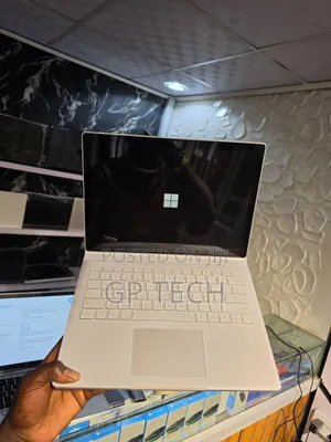 Laptop Microsoft Surface Book 2 8GB Intel Core i7 SSD 256GB