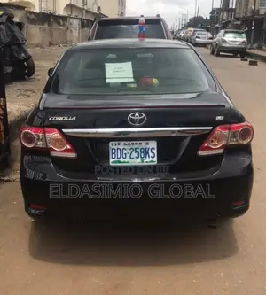 Toyota Corolla 2012 Black