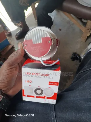 8w Cob Recess Light